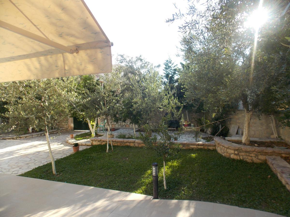 Elvin Apartments Sarandë Eksteriør billede