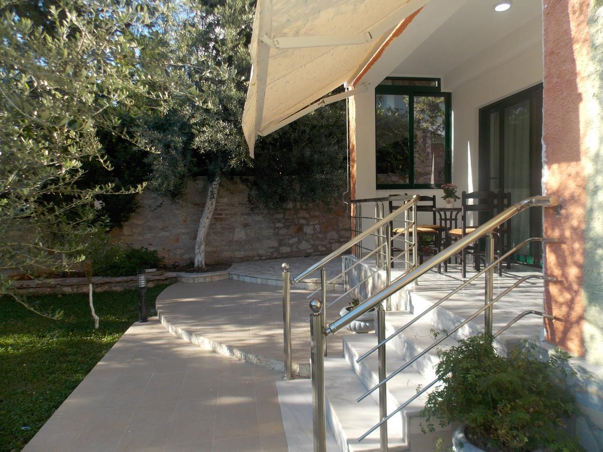 Elvin Apartments Sarandë Eksteriør billede